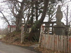 菊代姫の墓