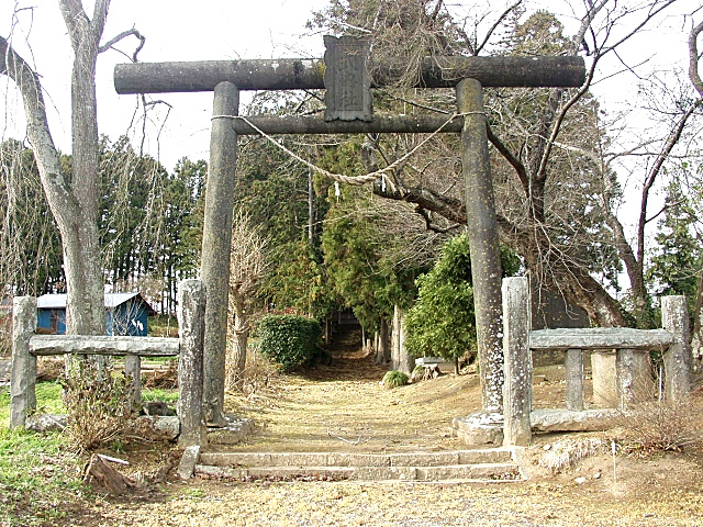 遠流志別石神社