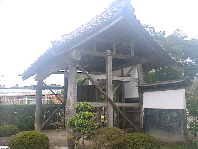 満興寺